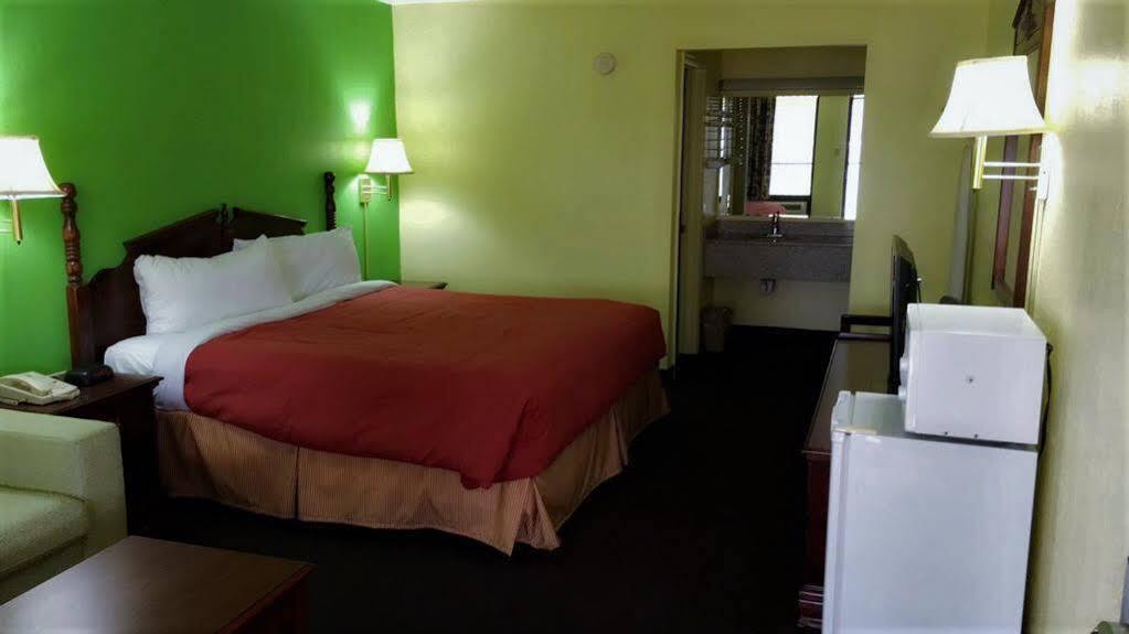 Executive Inn Scottsville Esterno foto